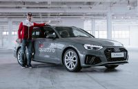 Hannes Reichelt Audi-Übergabe (c) LOOP New Media GmbH