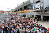 F1 GP Austria Public Pitlane Walk (c) GEPA Pictures Red Bull Content Pool.jpg